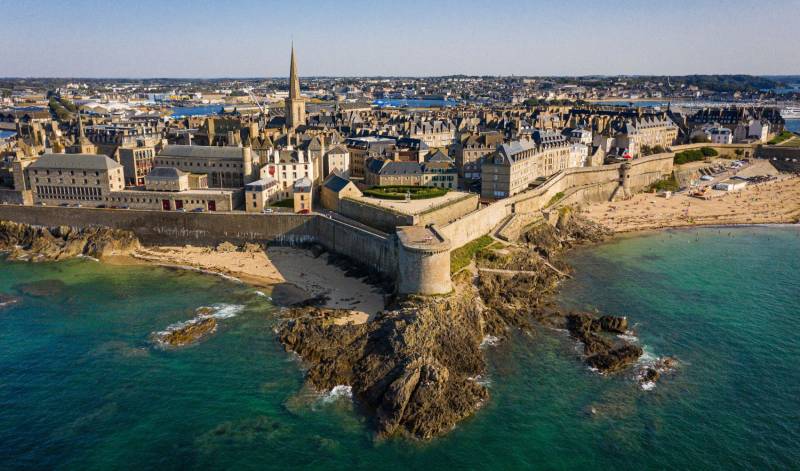 La qualité de l'eau de mer en Bretagne à Saint- Malo